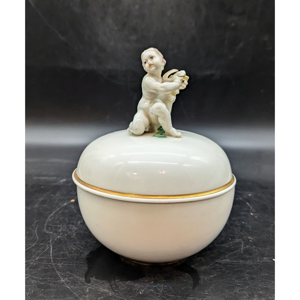 Vintage Hudschenreuther Germany Round Trinket DresserBox Lid Cherub White 6.5"